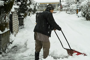 雪下ろし